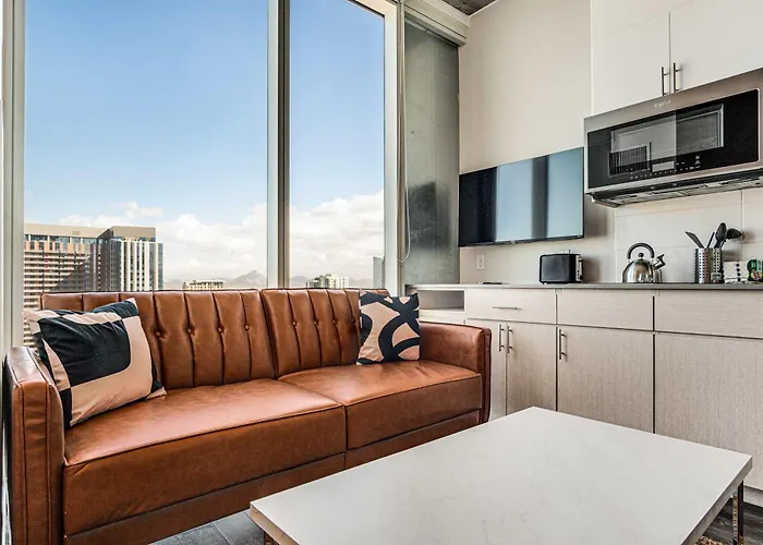 Boulevard Highrise Stu Sky Pool Parking Gym 24 Apartment