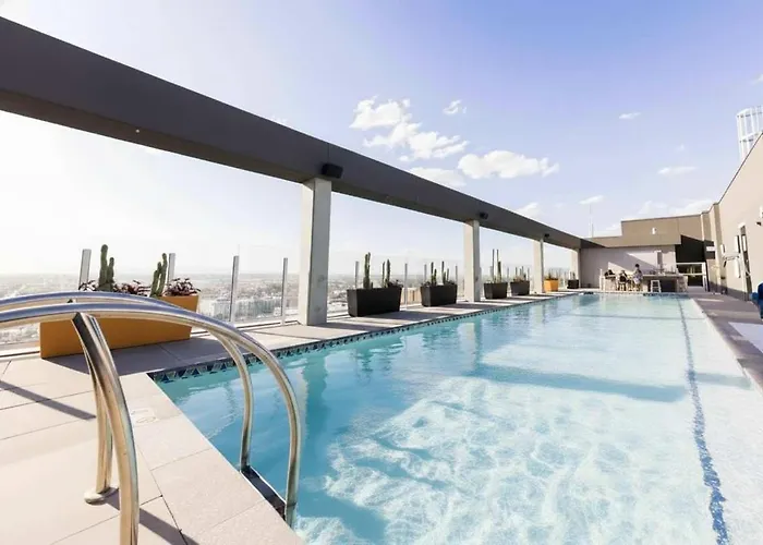 Boulevard Highrise Stu Sky Pool Parking Gym 24 Phoenix